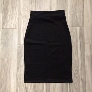 Slimming Black Body Con Knee Length Skirt